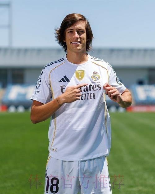 帕尔梅拉斯续约16岁小将 球员受到皇马的关注 帕尔梅拉斯续约16岁小将 球员受到皇马的关注