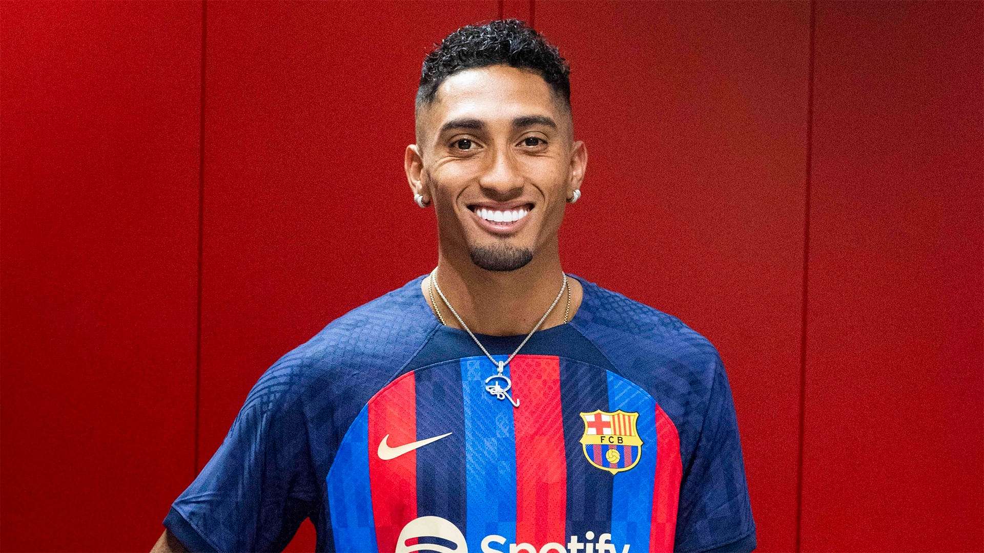 許多球迷紛 許多球迷紛